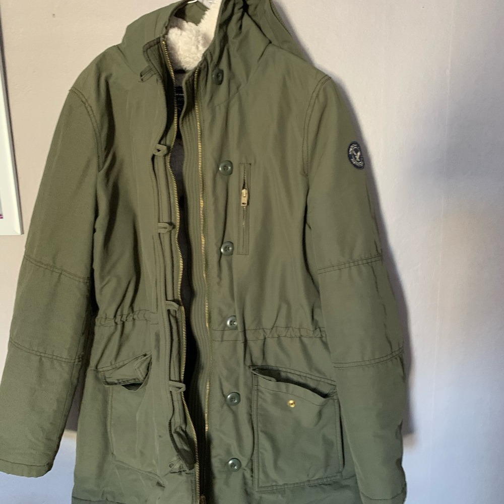 AE olive green parka barely worn!